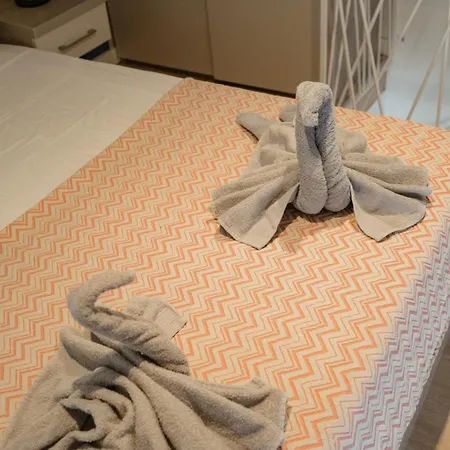 Modern 1bdr With Wifi & Harbour Views! 公寓 *