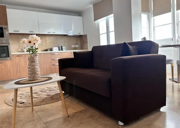 Modern 1bdr With Wifi & Harbour Views! *