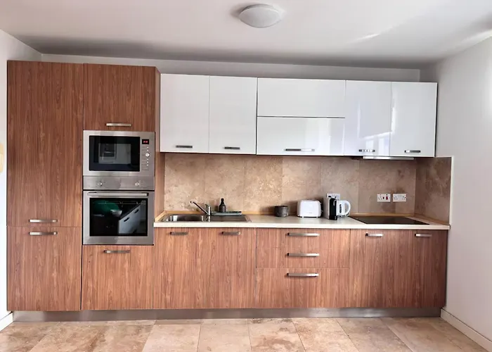 Modern 1bdr With Wifi & Harbour Views! *