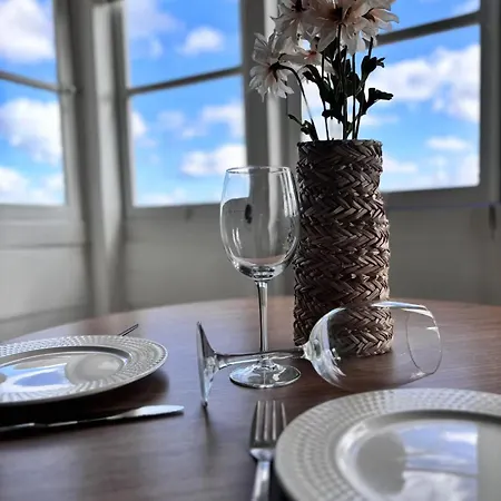 Modern 1bdr With Wifi & Harbour Views!