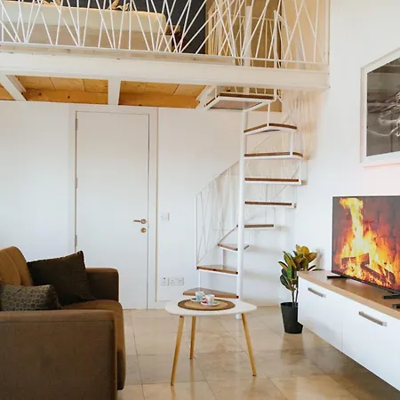 Modern 1bdr With Wifi & Harbour Views!