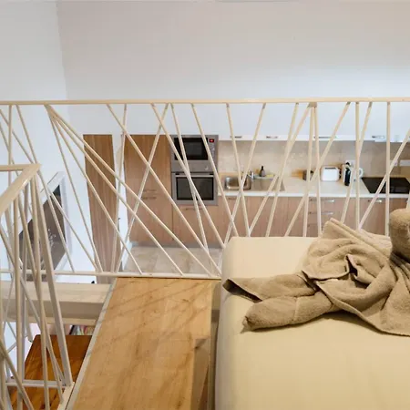 Modern 1bdr With Wifi & Harbour Views! *