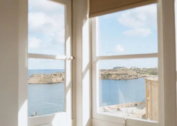 Modern 1bdr With Wifi & Harbour Views! 발레타