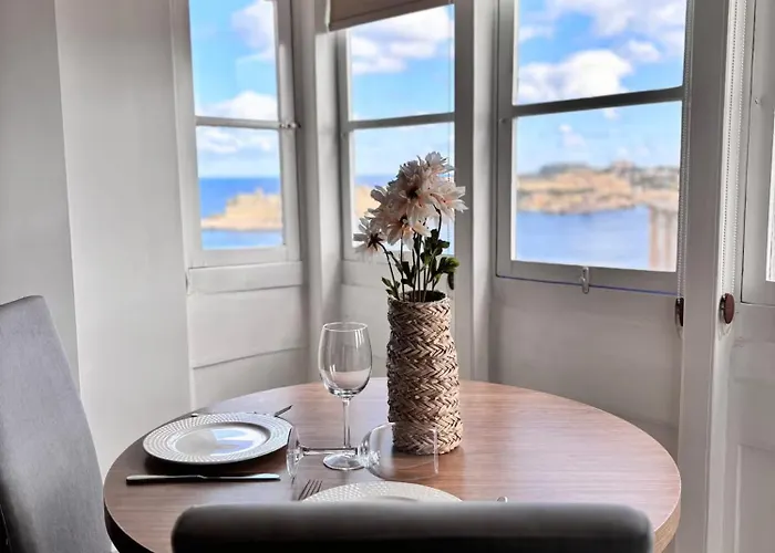Modern 1bdr With Wifi & Harbour Views! 발레타